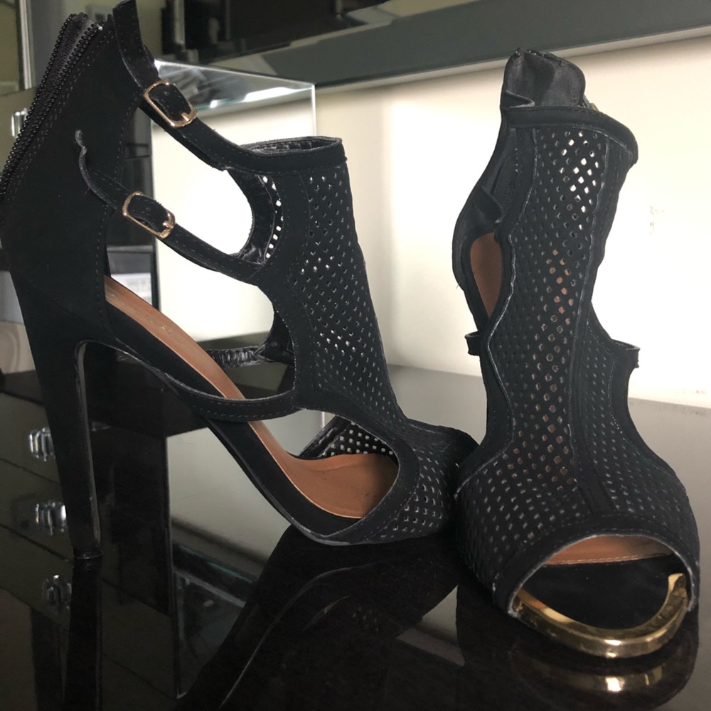 Qupid black suede shoes with gold open toe tip